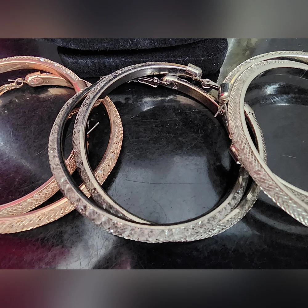 Hoop Earrings Set - Picture 1 of 7